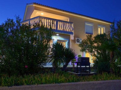 Holiday house Holiday house NIKA with pool and jacuzzi - Environment photo 43