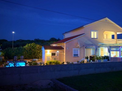 Holiday house Holiday house NIKA with pool and jacuzzi - Environment photo 45