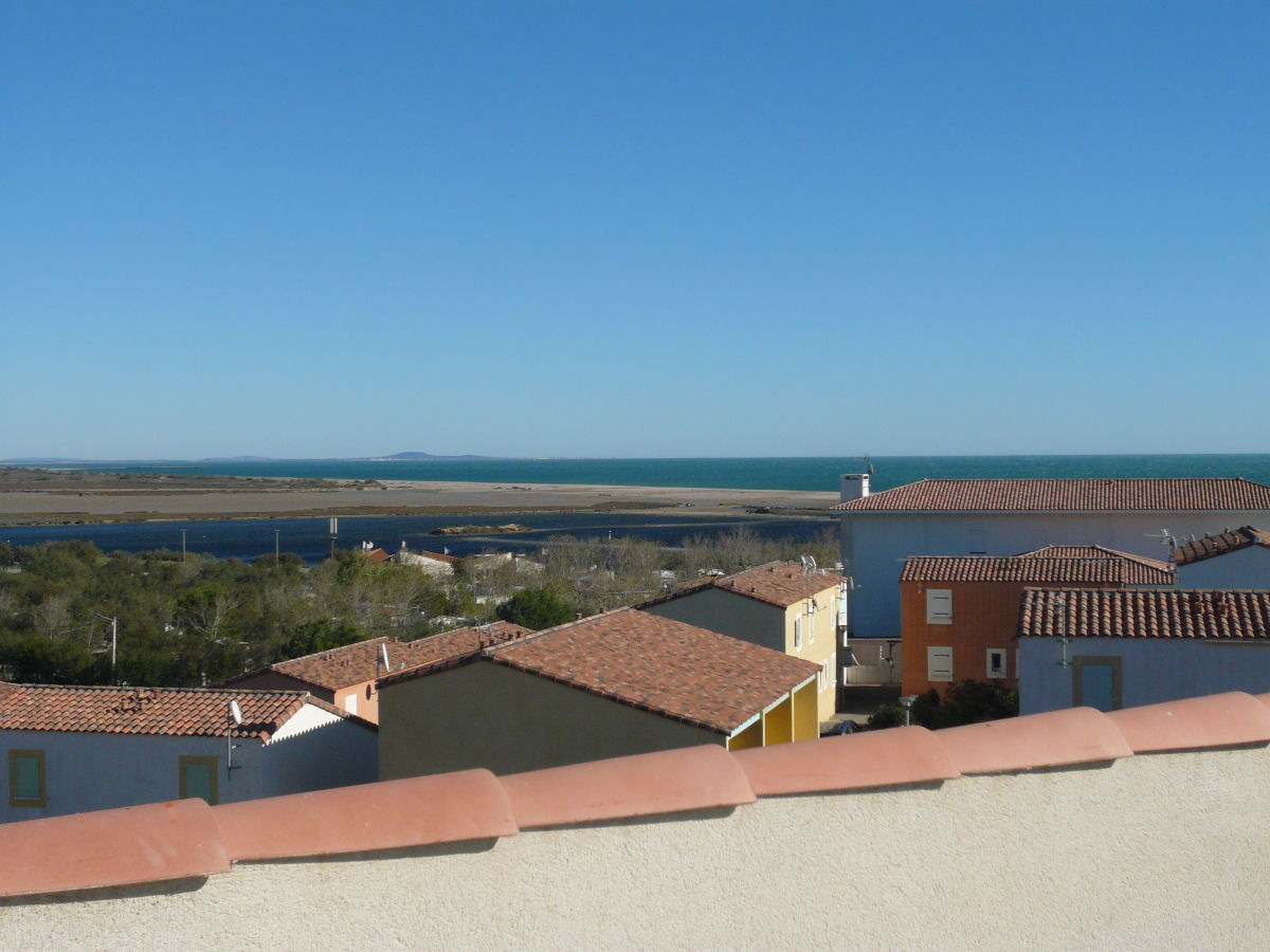 Holiday house above the roofs of Saint Pierre de la Mer ...