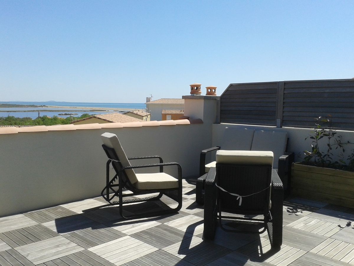 Holiday house above the roofs of Saint Pierre de la Mer ... - Outdoor photo 4