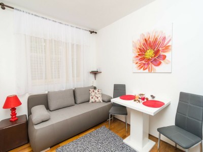 Apartment Apartment Adea - One Bedroom Apartment with Terrace - Features photo 11