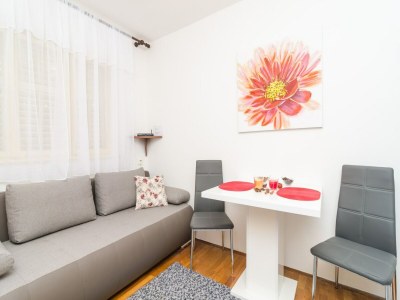 Apartment Apartment Adea - One Bedroom Apartment with Terrace - Features photo 15