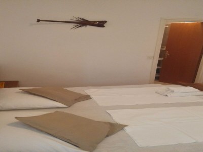 Apartment Villa Mery - Bedroom with Balcony and Sea View - 6 - Features photo 8