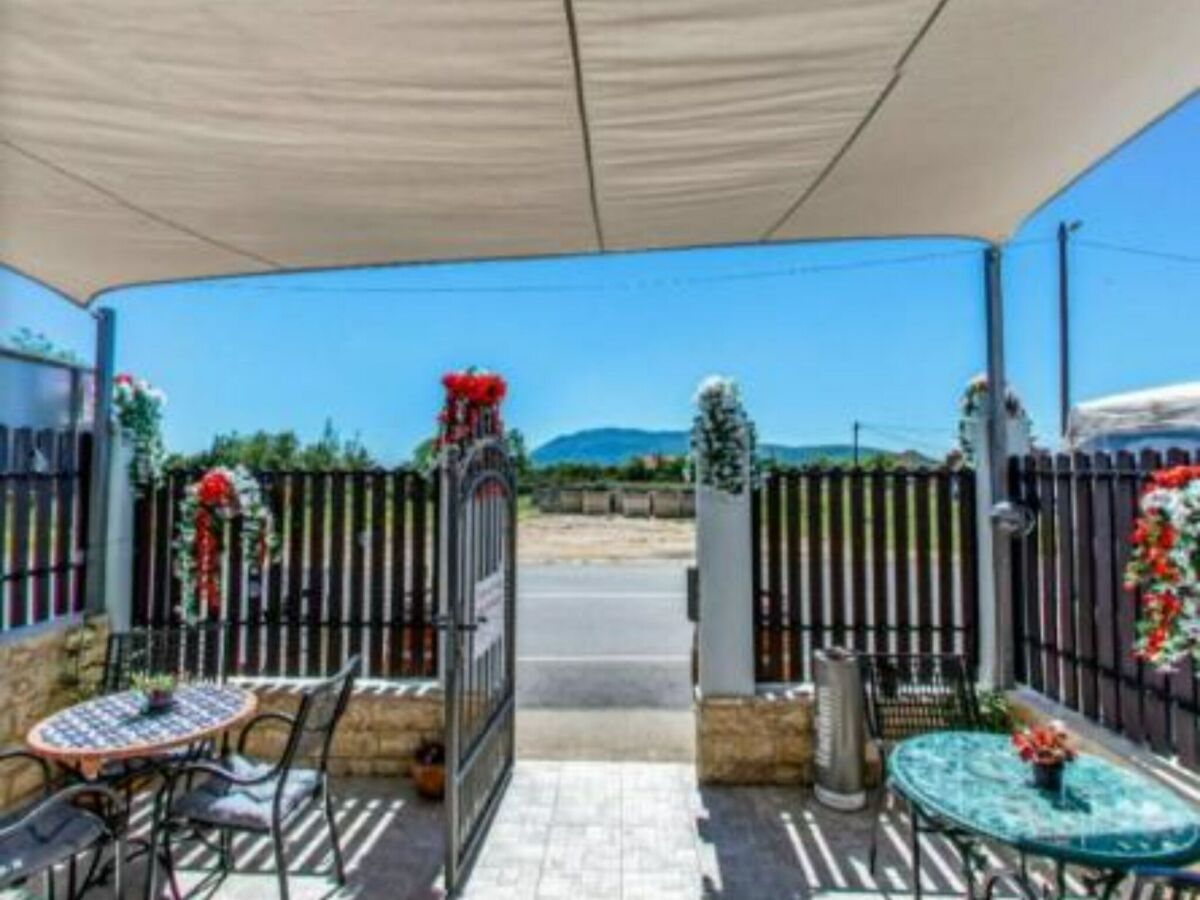 Apartment Rooms Burnum - Double Room 3 - Outdoor photo 3