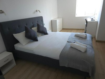 Apartment Rooms Burnum - Double Room 3 - Features photo 8