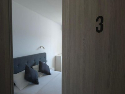 Apartment Rooms Burnum - Double Room 3 - Features photo 21