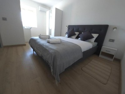 Apartment Rooms Burnum - Double Room 5 - Features photo 10