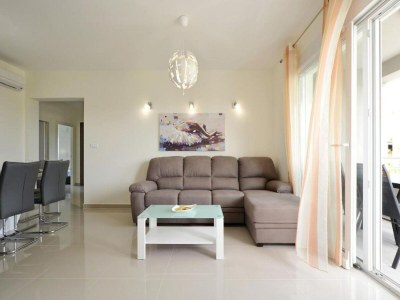 Apartment Apartment Sunshine Trogir - Three Bedroom Apartment with Balcony - Features photo 18