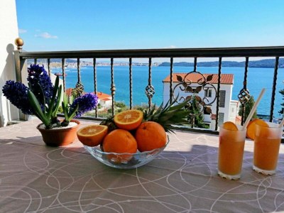 Apartment Apartment Libe with Sea View Trogir - Two Bedroom Apartment with Balcony - Outdoor photo 2