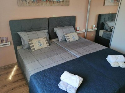 Apartment Apartment Libe with Sea View Trogir - Two Bedroom Apartment with Balcony - Features photo 29