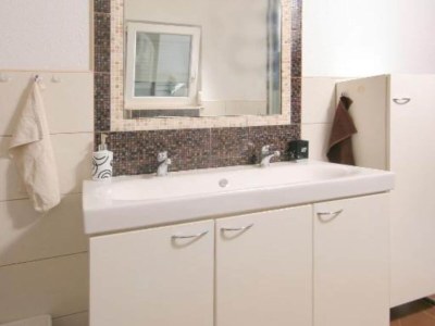 Apartment Apartment Libe with Sea View Trogir - Two Bedroom Apartment with Balcony - Features photo 37