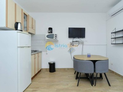 Apartment Apartments Manda - One Bedroom Apartment With Terrace (A5) - Outdoor photo 8