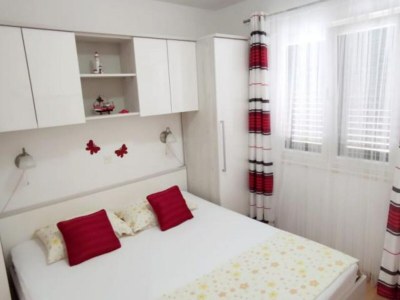 Apartment Apartments Maritimo - Comfort Two Bedroom Apartment with Sea View and Terrace - Features photo 9