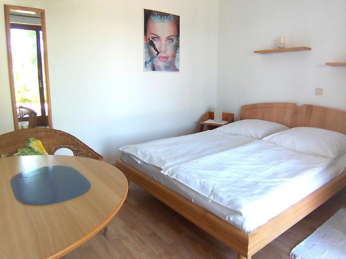 Holiday apartment Buchenheim House Rena - Features photo 4