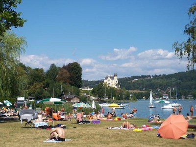 Holiday apartment Buchenheim House Rena - Environment photo 11