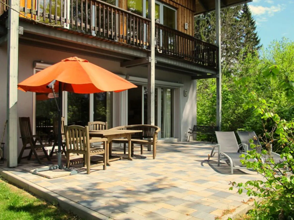 Holiday house in idyllic woods at Faaker Lake - Outdoor photo 3