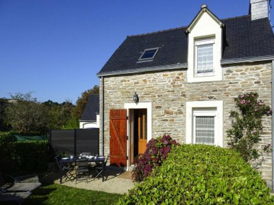Holiday house Ferienhaus am Strand von Kerleven in Quimper Region - Holiday house