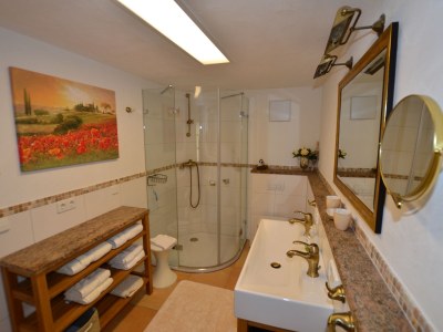 Holiday apartment Rosengarten in the holiday home Carola - Features photo 21