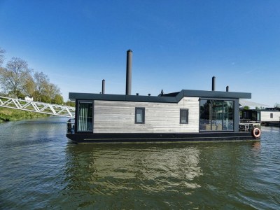 House boat Maasterp - Woonboot 1 in Ohé en Laak - House boat