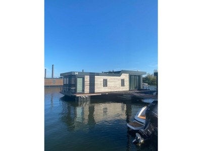 House boat Maasterp - Woonboot 14 in Ohé en Laak - House boat