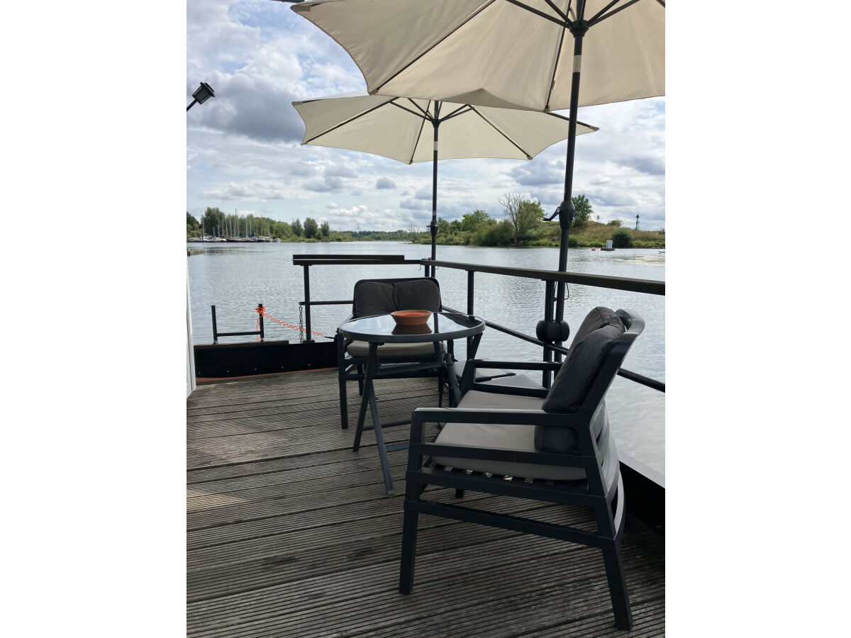 House boat Maasterp - Woonboot 16 - Outdoor photo 4