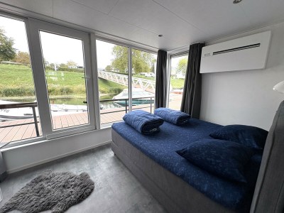 House boat Maasterp - Woonboot 2 - Features photo 12