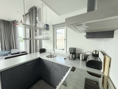 House boat Maasterp - Woonboot 5 - Features photo 9