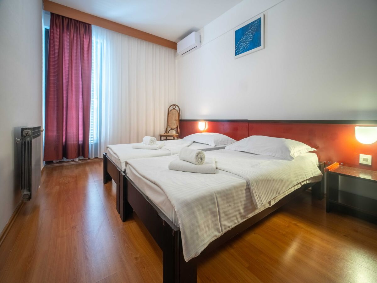 Apartment Hotel Issa - Double Room Sea View - Outdoor photo 2