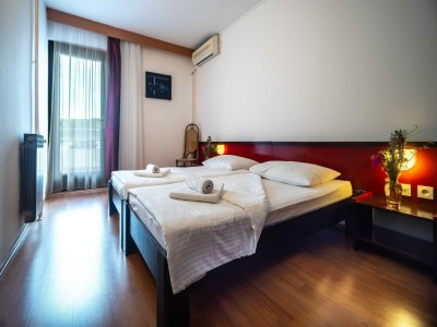 Apartment Hotel Issa - Double Room Sea View - Outdoor photo 5