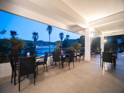 Apartment Hotel Issa - Double Room Sea View - Outdoor photo 23