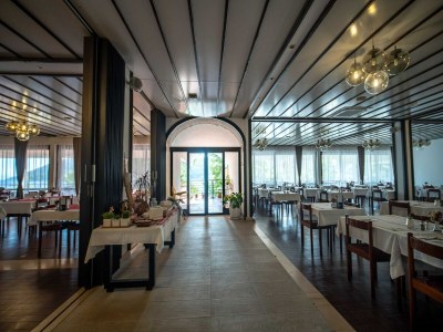 Apartment Hotel Issa - Double Room Park View - Outdoor photo 15