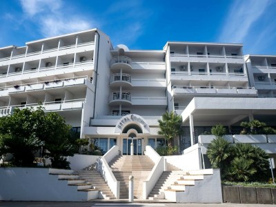 Apartment Hotel Issa - Double Room Park View - Outdoor photo 22