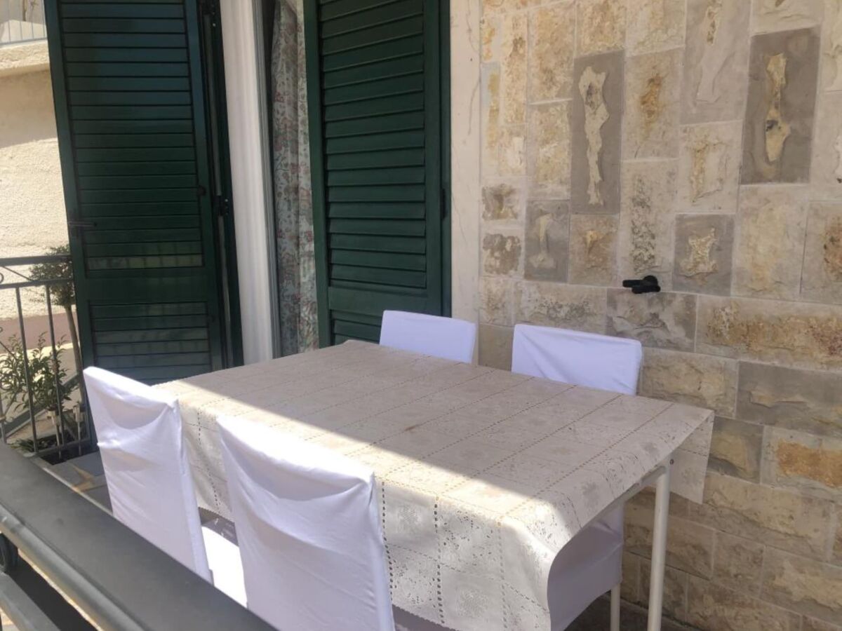 Apartment Apartmani Villa Borzic - One Bedroom Apartment with Terarce