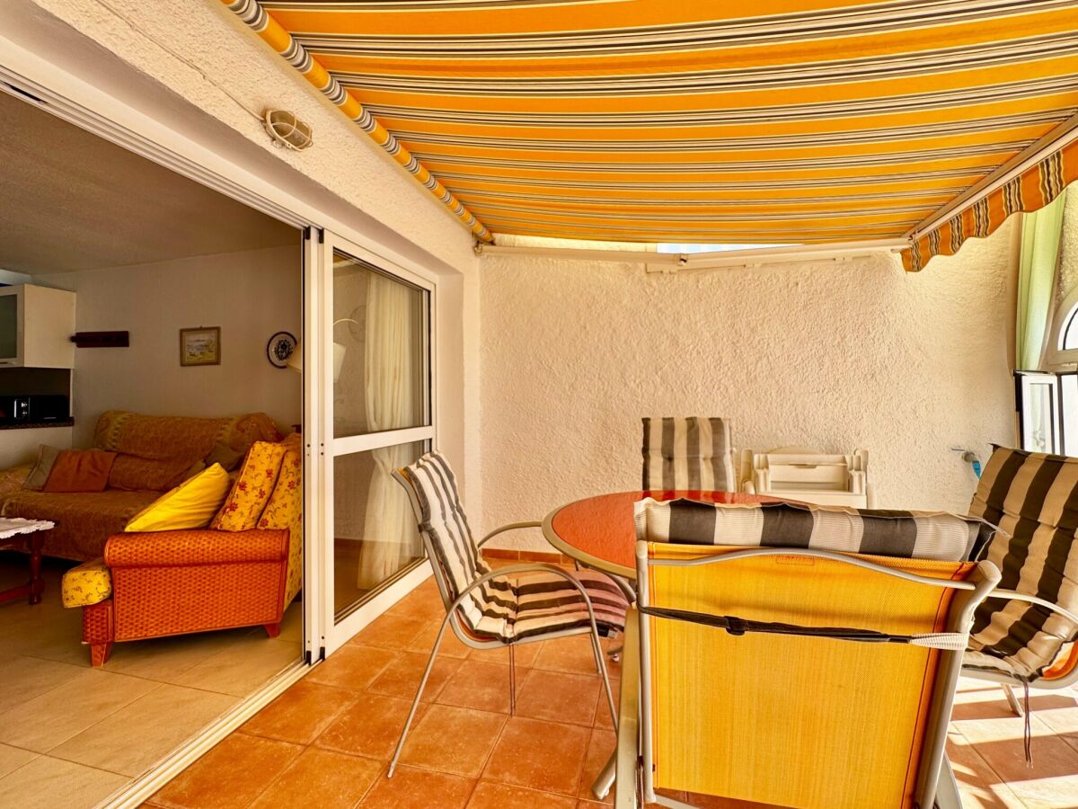 Bungalow Apartment in Roquetas de Mar mit Terrasse - Outdoor photo 4