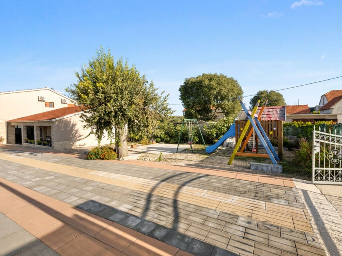 Holiday house Holiday Home Stari Dvori - Outdoor photo 2