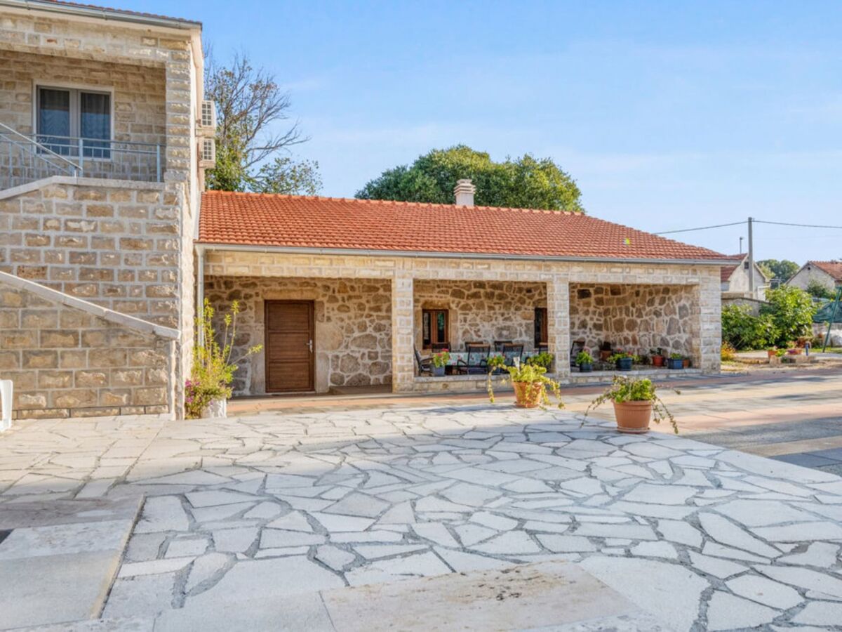 Holiday house Holiday Home Stari Dvori - Outdoor photo 5