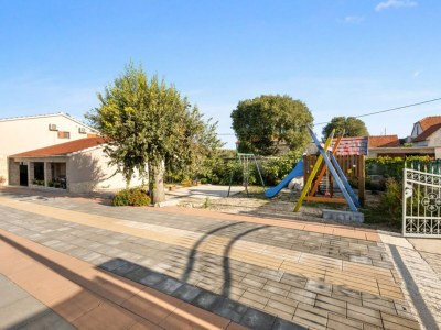 Holiday house Holiday Home Stari Dvori - Outdoor photo 2