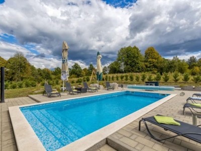 Holiday house Four Bedroom Holiday House Mali Raj with Pool - Outdoor photo 39