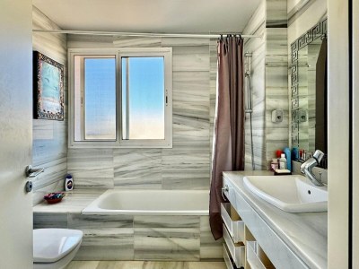 Apartment Nice apartment with shared pool - Features photo 24