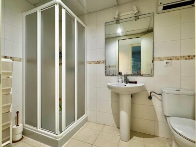 Apartment Nice apartment with shared pool - Features photo 34