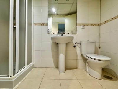 Apartment Nice apartment with shared pool - Features photo 35