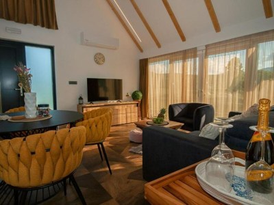 Holiday house Family Resort Plitvice Lakes- Mountain view (Luka) - Outdoor photo 12