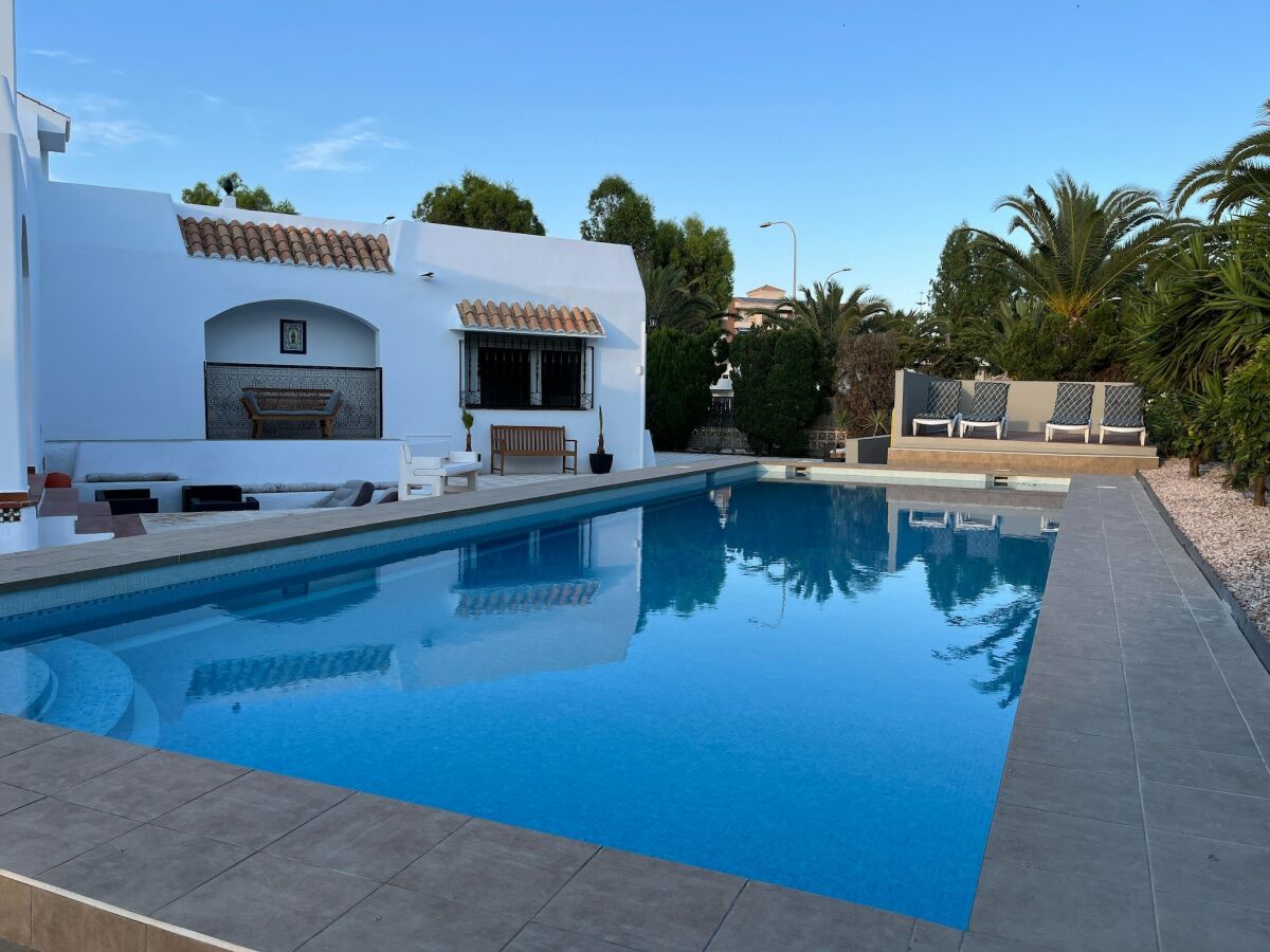 Villa Pleasant Studio House in front of the beach - Outdoor photo 2