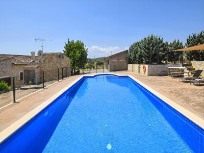 Holiday house Holiday Home in Maria de la Salut - Outdoor photo 5