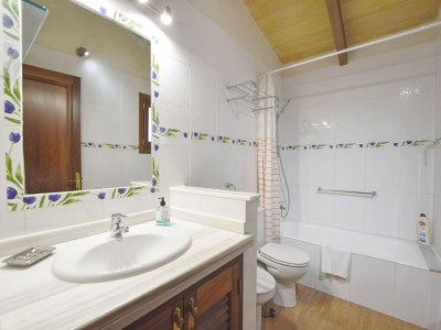 Holiday house Holiday Home in Maria de la Salut - Features photo 34