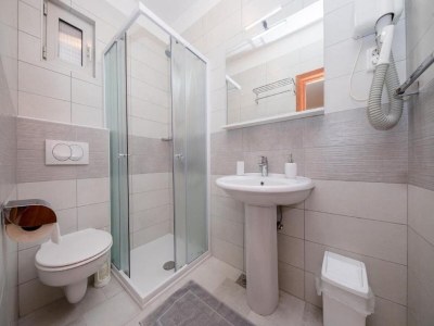 Apartment Guest House Villa Anggela - Standard Double room with Balcony and Sea View - Features photo 15