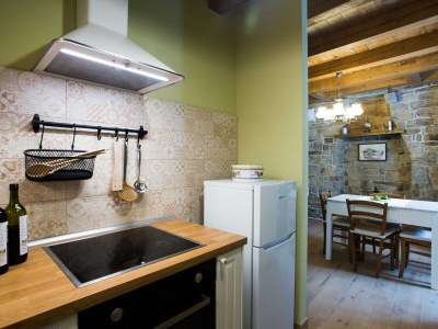 Apartment Abitanti Rustic Apartment with Balcony - Two Bedroom Apartment with Balcony - Features photo 16