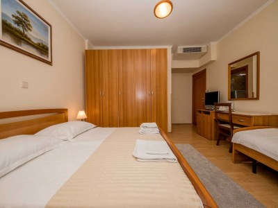 Apartment Guest House Villa Anggela - Comfort Triple room with Balcony and Sea View - Outdoor photo 25