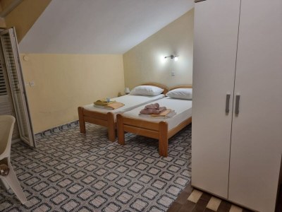 Apartment Apartments Željka - Studio Apartment with Terrace with Sea View (5) - Features photo 3