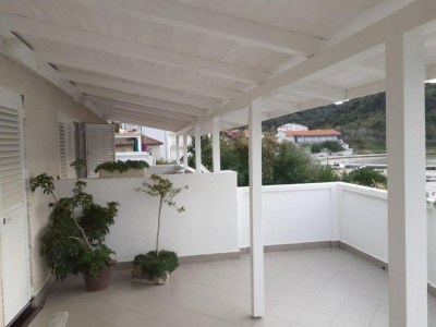 Apartment Guest House Green Corner Supetarska Draga - Triple Room with Terrace and Sea View - Outdoor photo 2